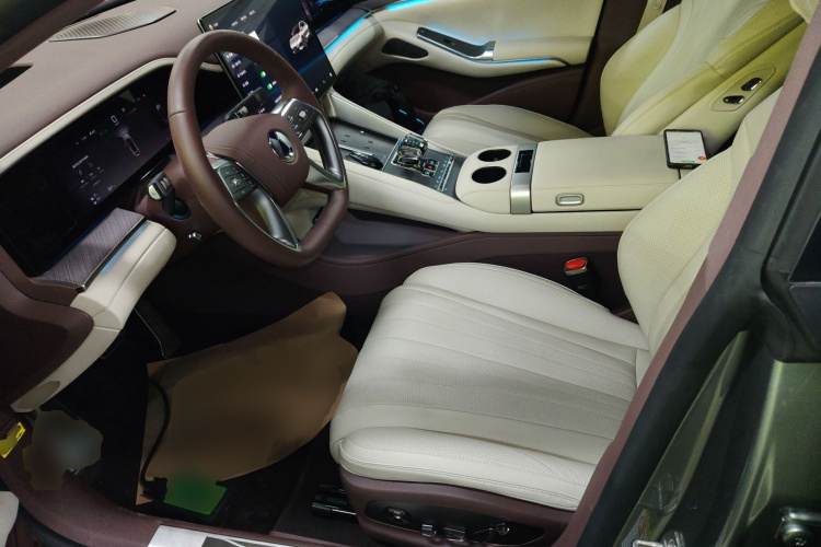 腾势Z9GT 2024款 1100四驱Ultra版局部细节19