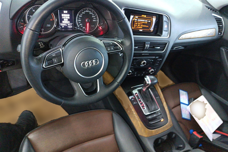奥迪Q5 2016款 40 TFSI 技术型中控内饰7002
