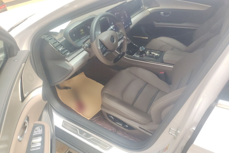 比亚迪 汉 2021款 EV 标准续航版豪华型中控内饰20