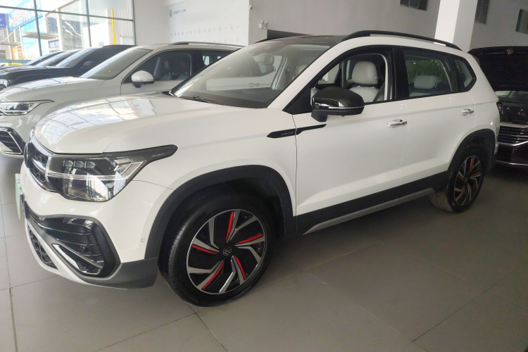 大众 途岳 2024款 300TSI 两驱月尊版车身外观4