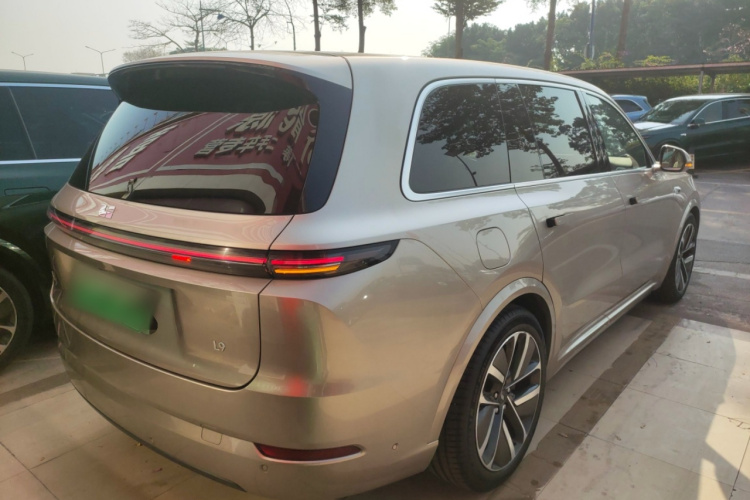 理想汽车 理想L9 2024款 Ultra车身外观6005