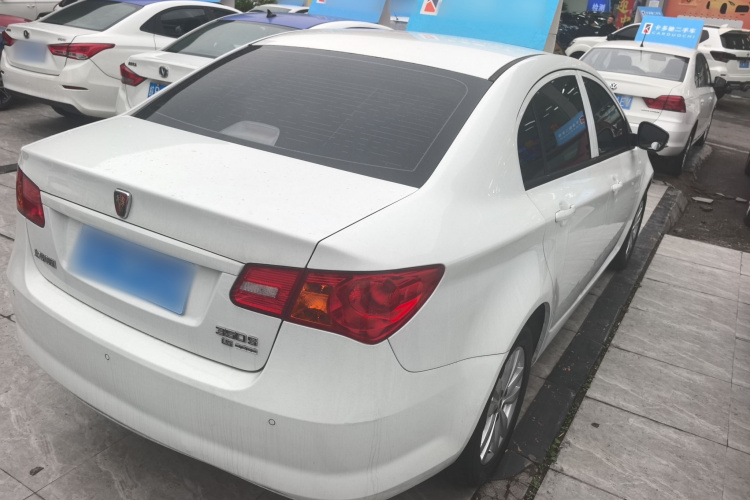 荣威350 2015款 1.5L 手动豪华天窗版车身外观7