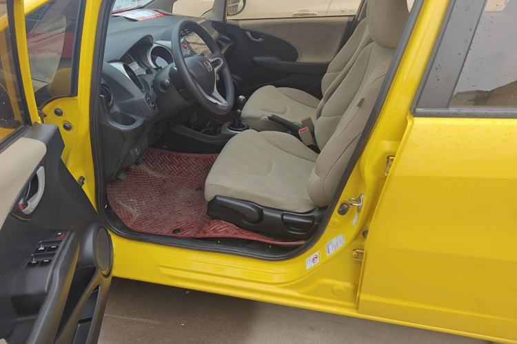 本田 飞度 2011款 1.5L 手动豪华版局部细节19