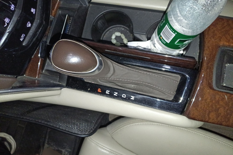 凯迪拉克XTS 2017款 28T 技术型局部细节18