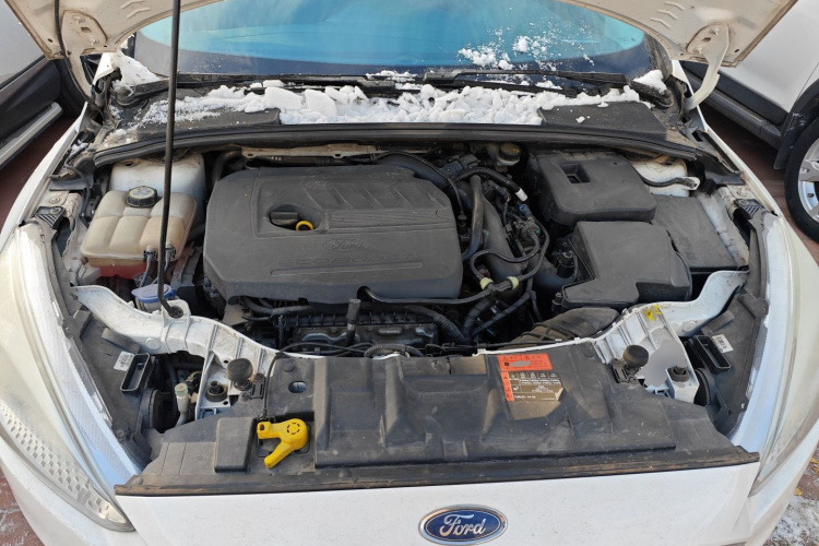 福特 福克斯 2017款 两厢 EcoBoost 180 自动精英型局部细节24