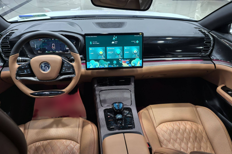 比亚迪 汉 2022款 DM-i 121KM 尊享型中控内饰7001