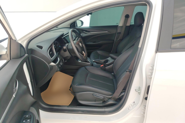 别克 英朗 2021款 改款 典范 1.5L 自动精英型中控内饰19