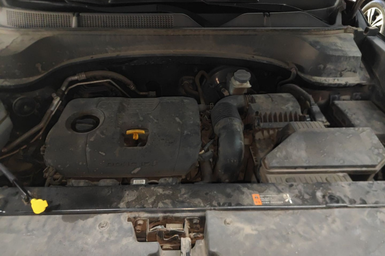 起亚 智跑 2019款 2.0L 自动智享豪华版机舱底盘24