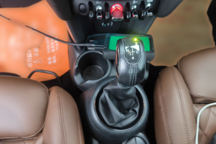 MINI 2016款 1.5T COOPER 五门版局部细节18