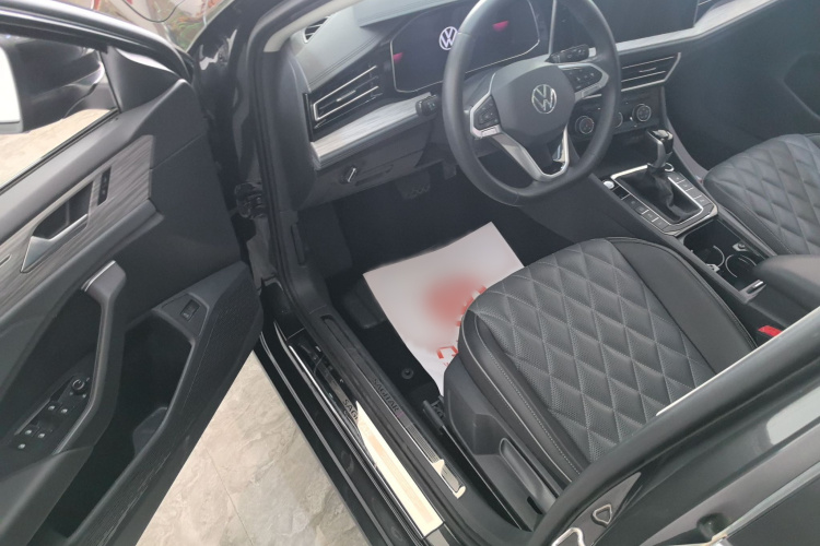 大众 速腾 2023款 300TSI DSG超越版中控内饰7002