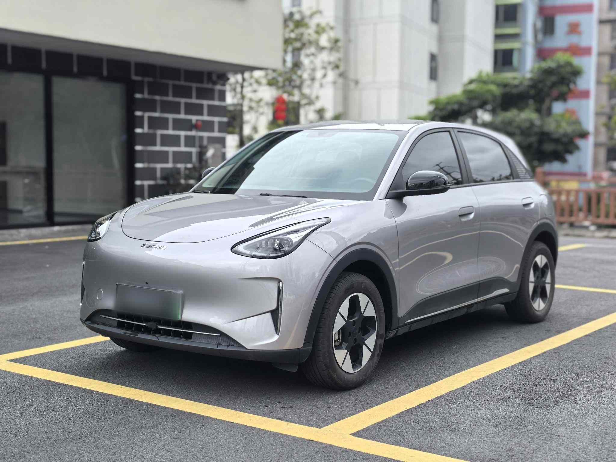吉利银河 星愿 2025款 UP 410km 探索版(1)