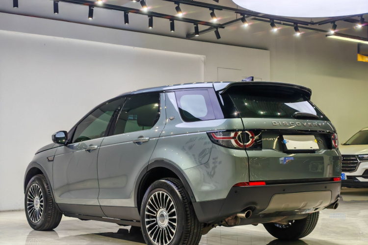 路虎 发现神行 2018款 240PS SE版车身外观6003