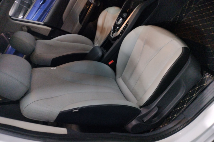 北京汽车 北京EU5 2019款 R600 智潮版局部细节41