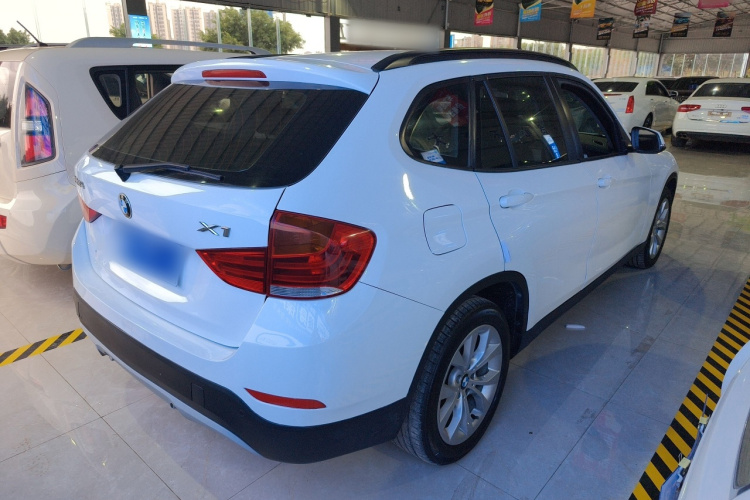 宝马X1 2014款 sDrive18i 时尚型车身外观6005