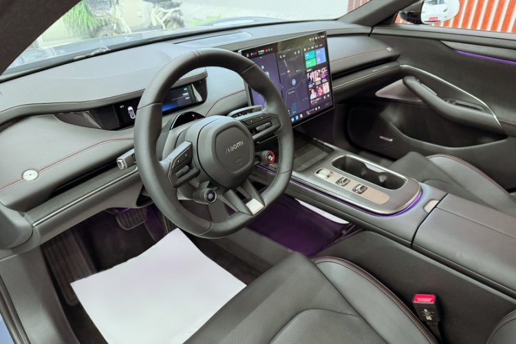 小米汽车 小米SU7 2024款 后驱标准创始版中控内饰7012