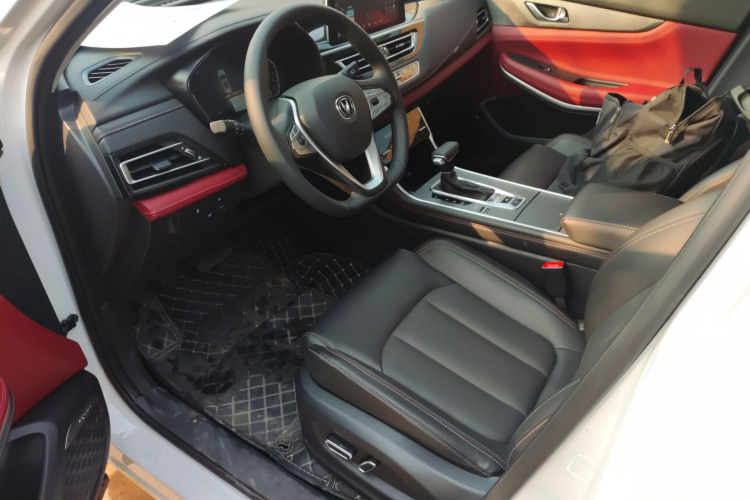 长安CS75 2023款 畅享版 1.5T DCT尊贵版局部细节19