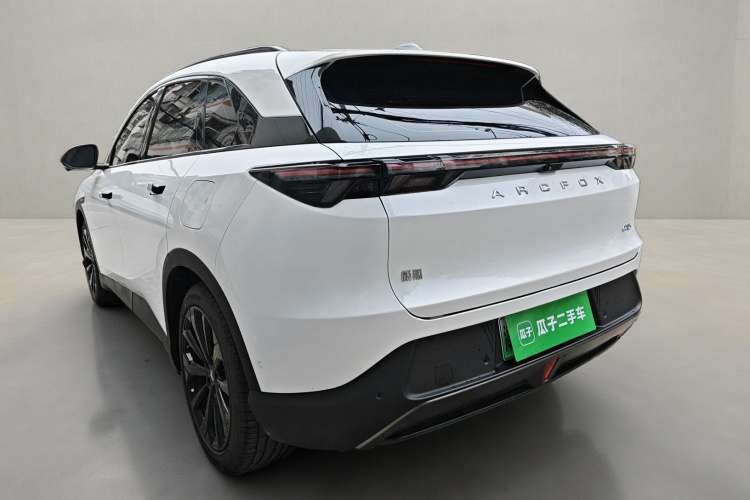 ARCFOX极狐 极狐 阿尔法T5(ARCFOX αT5) 2025款 630 神行版车身外观5