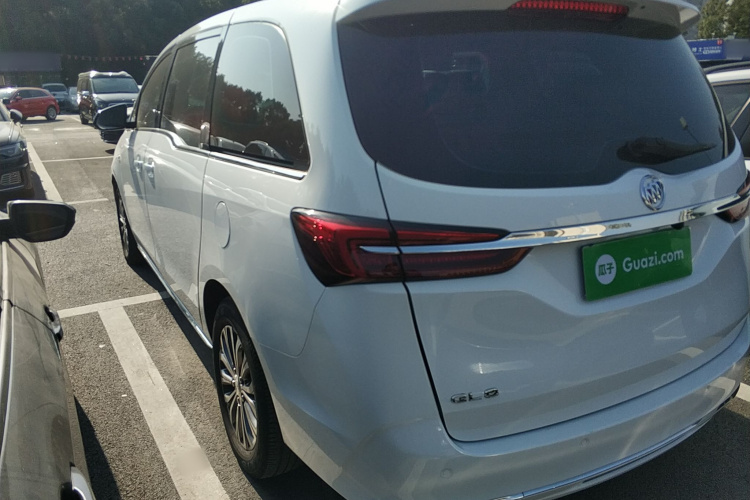 别克GL8 2023款 陆上公务舱 舒适型车身外观6003