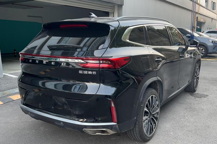 星途凌云 2023款 400T 两驱星尊版车身外观7