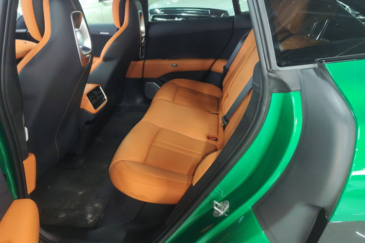 小米汽车 小米YU7 2025款 超长续航后驱版中控内饰7004