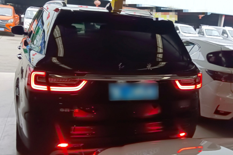 红旗HS7 2021款 2.0T DCT两驱智联旗享版车身外观6004