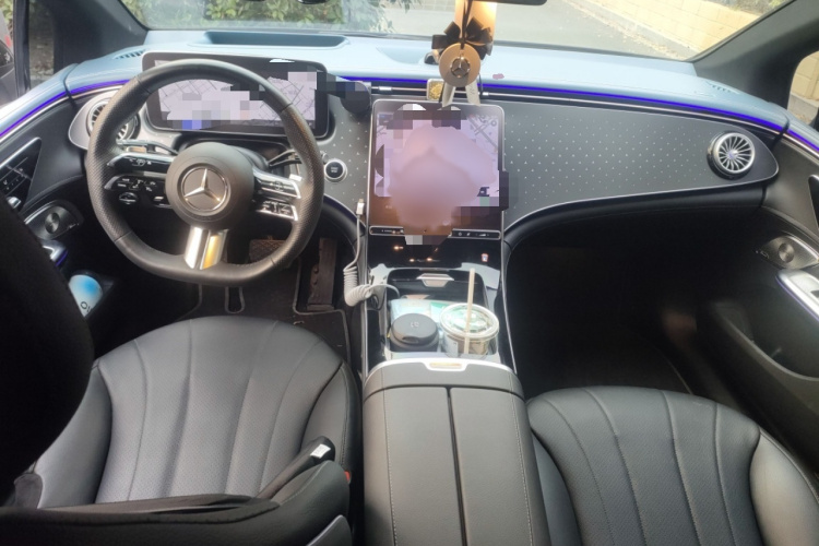 奔驰EQE 2022款 350 先型特别版中控内饰7002