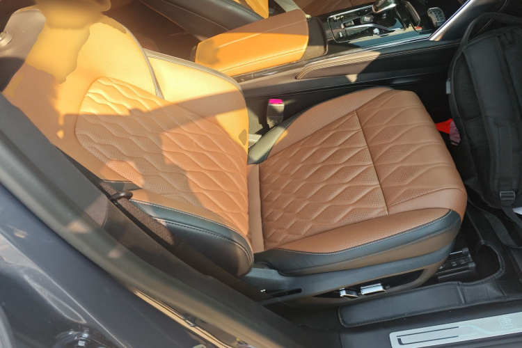 比亚迪 唐新能源 2021款 DM-i 112KM 尊贵型局部细节41