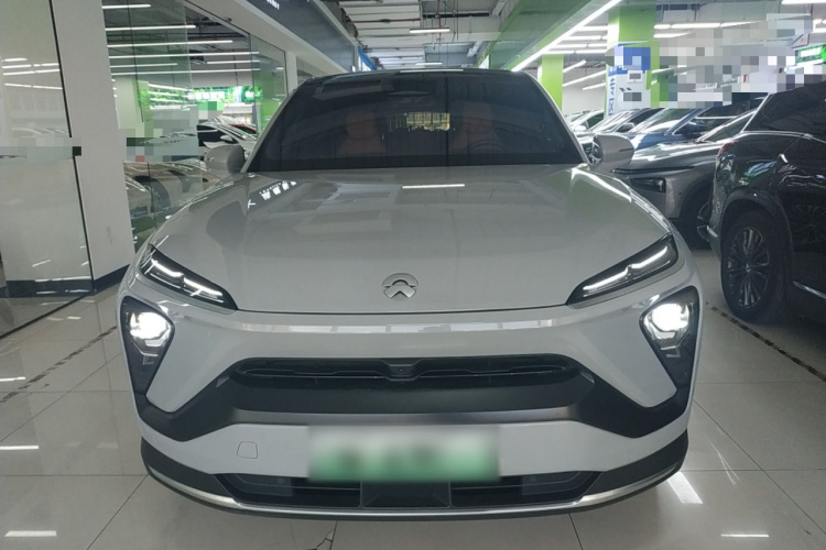 蔚来EC6 2020款 440KM 性能版车身外观2