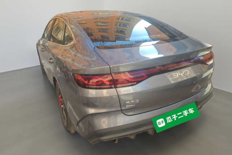 比亚迪 秦L 2024款 DM-i 120KM领先型车身外观5