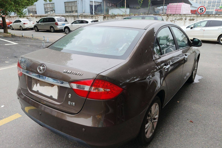 江汽集团 和悦 2012款 1.5L 手动豪华运动型车身外观6005