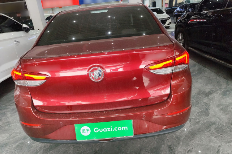 别克 英朗 2021款 典范 1.5L 自动精英型车身外观6