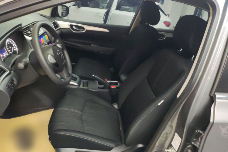 日产 轩逸 2024款 经典 1.6XE CVT舒适版局部细节19