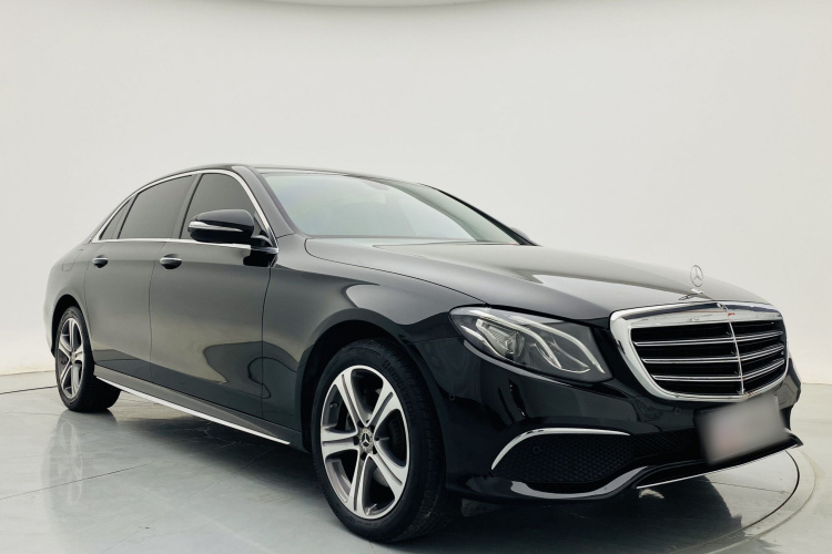 奔驰E级 2019款 E 260 L 运动型车身外观6002