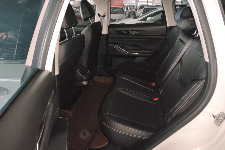 哈弗H6 2022款 第三代 1.5T 自动两驱Max中控内饰21