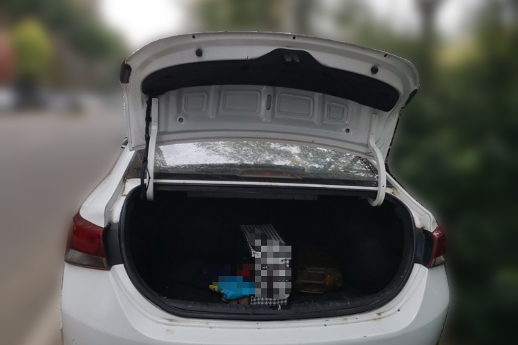 现代 悦纳 2016款 1.4L 自动炫酷版GLS局部细节23