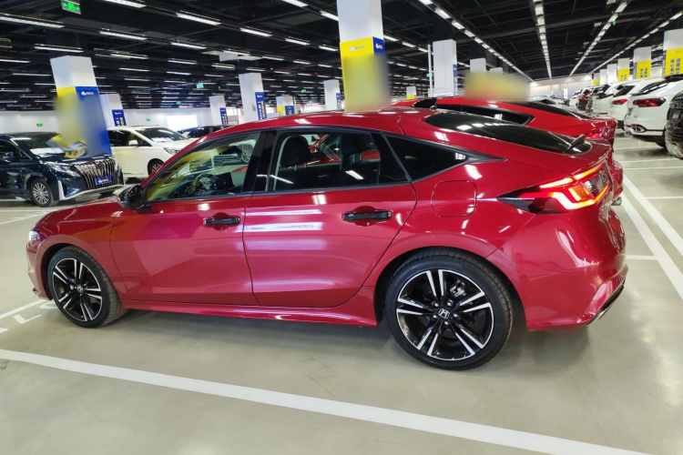 本田 型格 2023款 HATCHBACK 240TURBO CVT幻夜·尊享版车身外观4