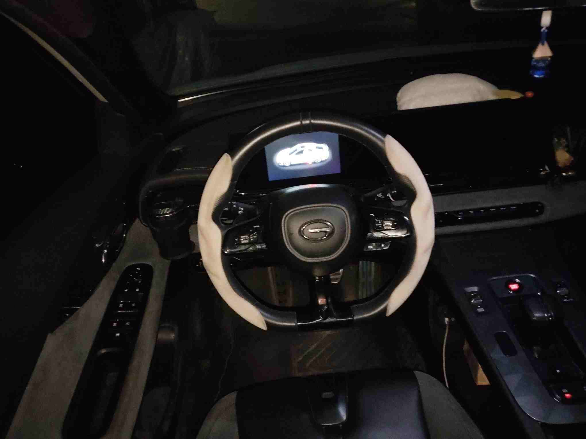 车辆方向盘实拍