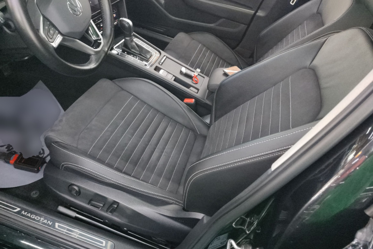 大众 迈腾 2020款 380TSI DSG 豪华型中控内饰19