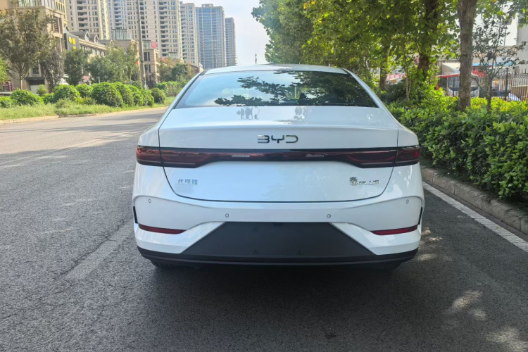 比亚迪 秦PLUS 2025款 DM-i 智驾版 128KM进取型车身外观6009