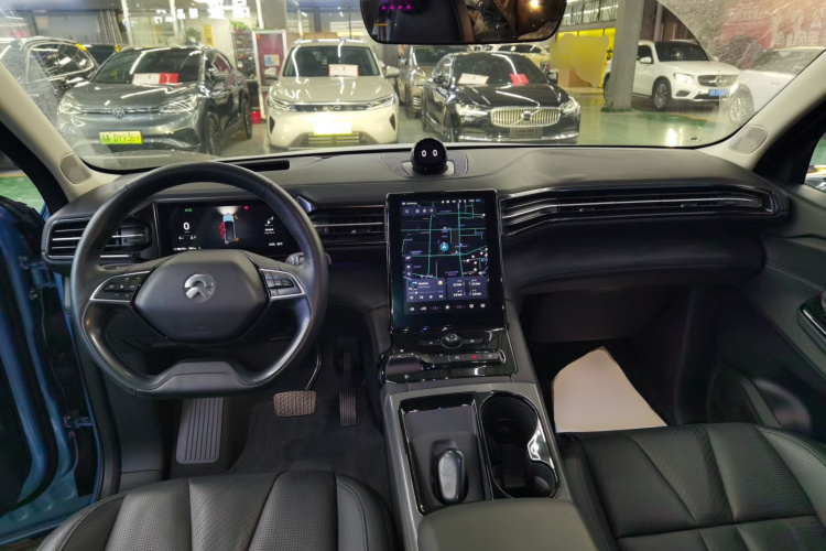 蔚来ES8 2018款 创始版中控内饰7002