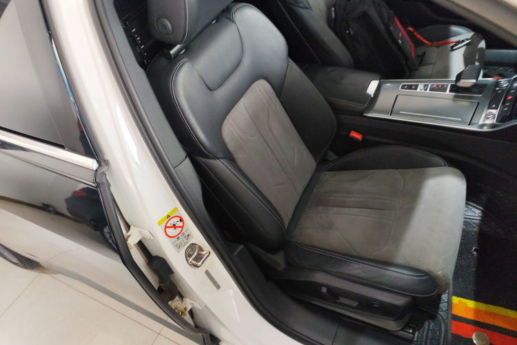 奥迪A6L 2020款 40 TFSI 豪华动感型局部细节41