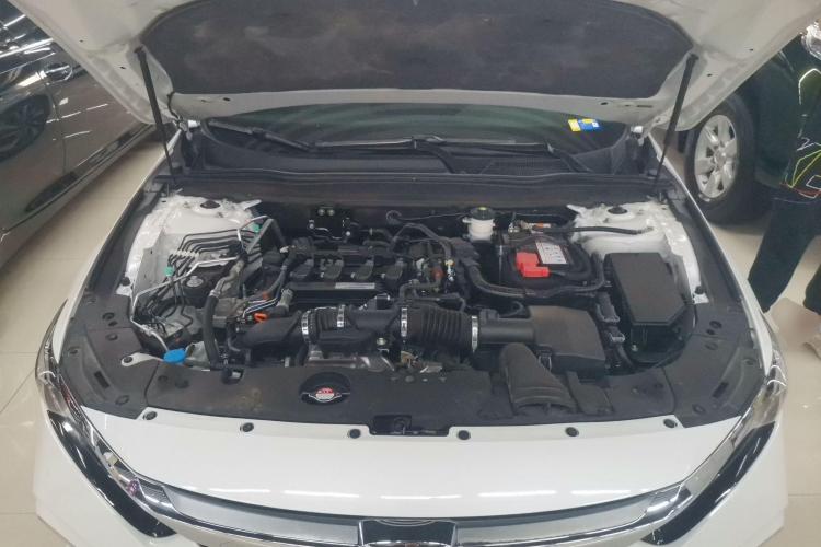 本田 英仕派 2019款 260TURBO 精致版 国VI机舱底盘24