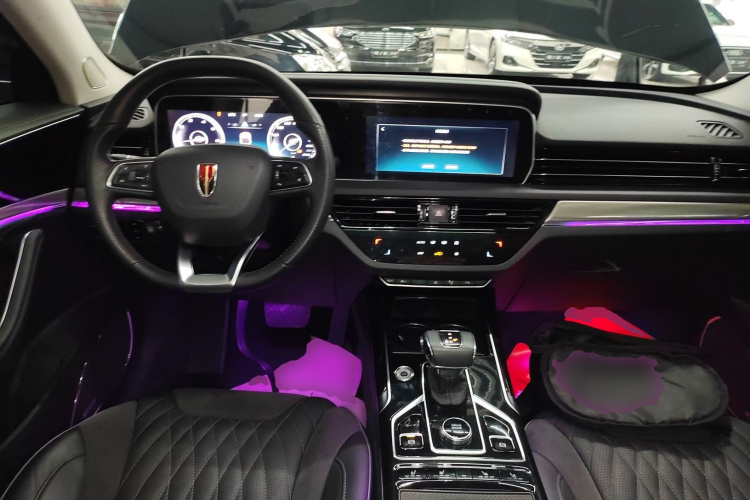 红旗HS5 2022款 改款 2.0T 智联旗享版中控内饰12