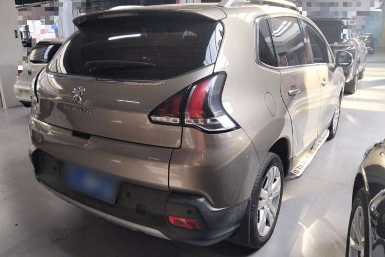 标致3008 2016款 2.0L 自动标准版车身外观7