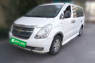 现代 H-1辉翼 2011款 2.4L 豪华版