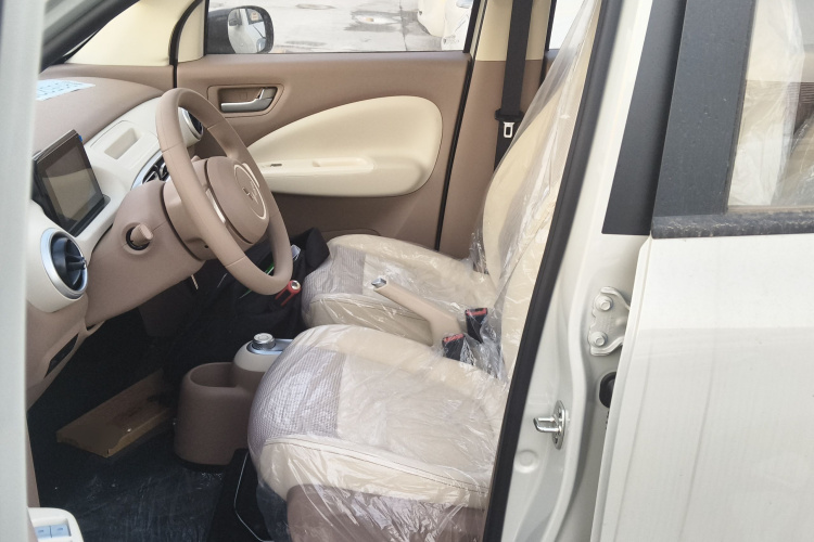 五菱汽车 宏光MINIEV 2025款 四门版 进阶款中控内饰19