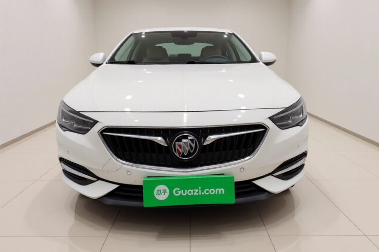 别克 君威 2017款 20T 豪华型车身外观2