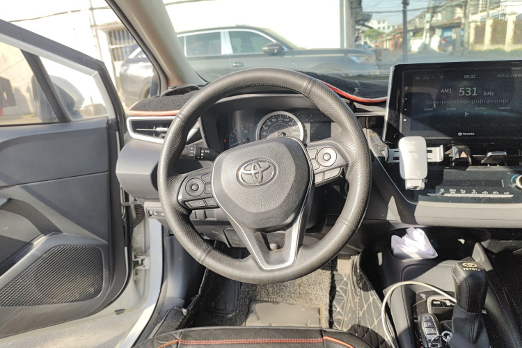 丰田 卡罗拉 2019款 1.2T S-CVT GL-i精英版中控内饰13