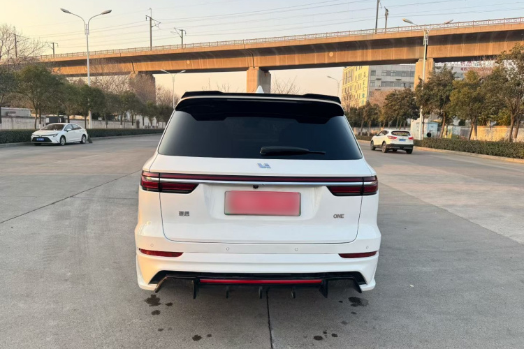 理想汽车 理想ONE 2021款 增程6座版车身外观6007