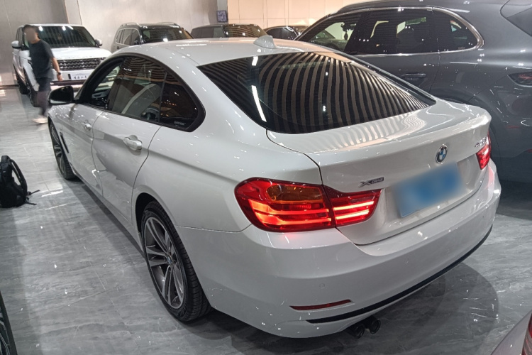 宝马4系 2014款 428i  xDrive Gran Coupe 设计套装型车身外观4